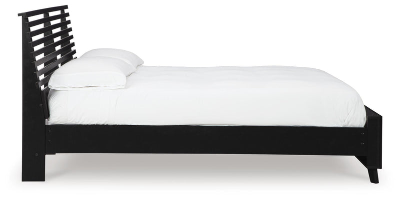 Danziar Slat Panel Bed Bedroom Set