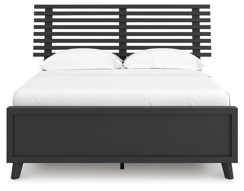Danziar Slat Panel Bed