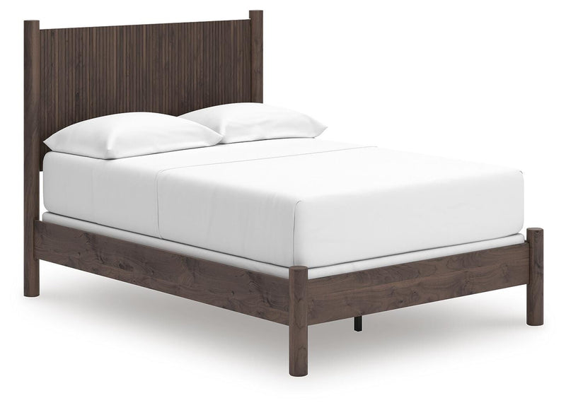 Cadmori Panel Bed