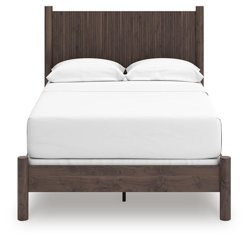 Cadmori Panel Bed