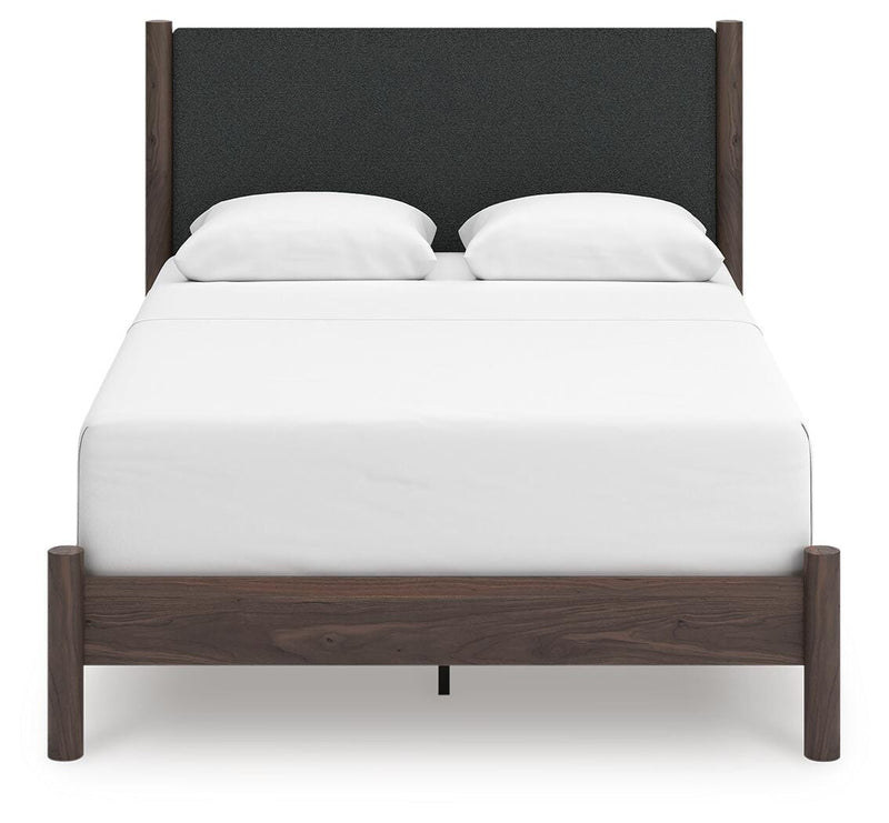 Pamytta Upholstered Panel Bed Bedroom Set