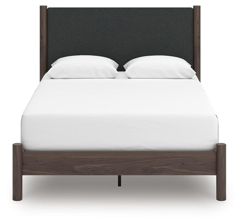 Pamytta Upholstered Panel Platform Bed Bedroom Set