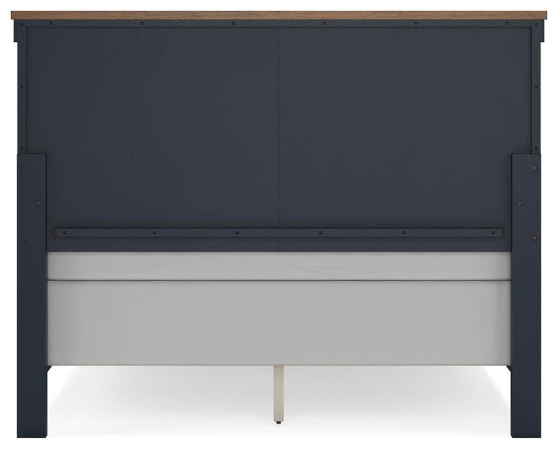 Landocken Panel Bed