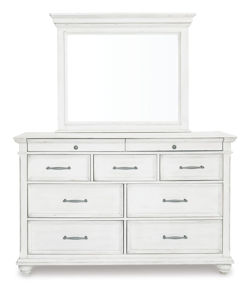 Kanwyn Panel Bed Bedroom Set
