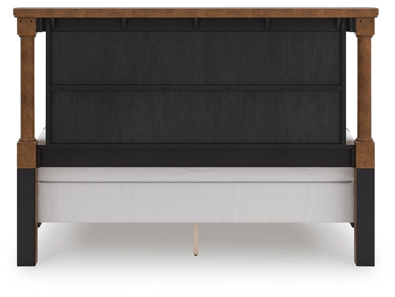Chadworth Poster Bed