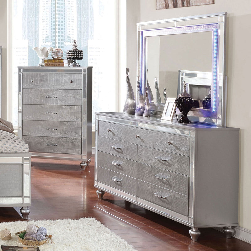 Brachium Silver 4 Pc. Queen Bedroom Set