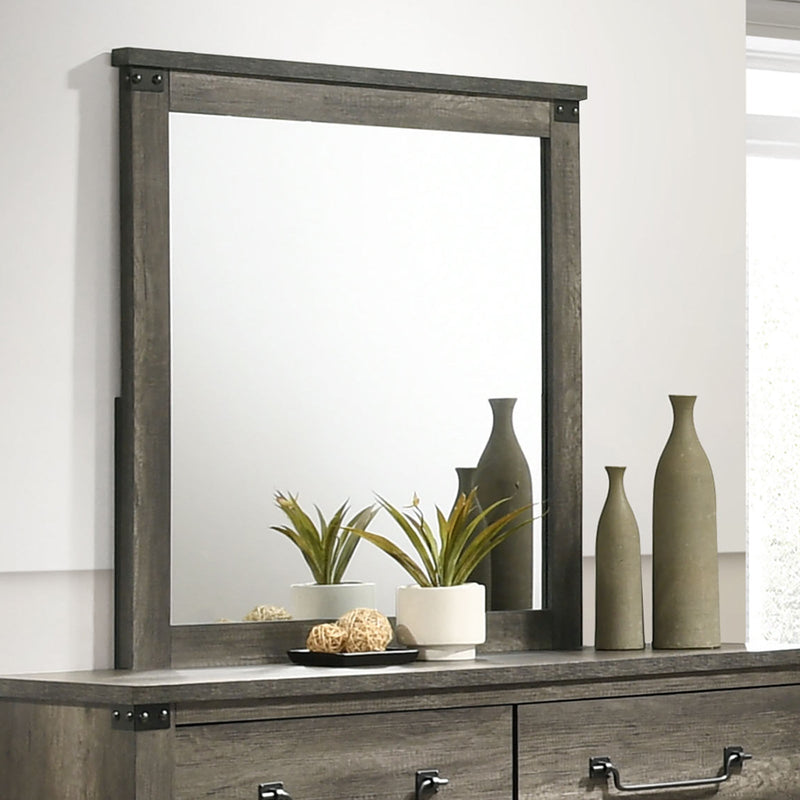 Britonale Gray Queen 5 Piece Bedroom Set w/2 Nightstands