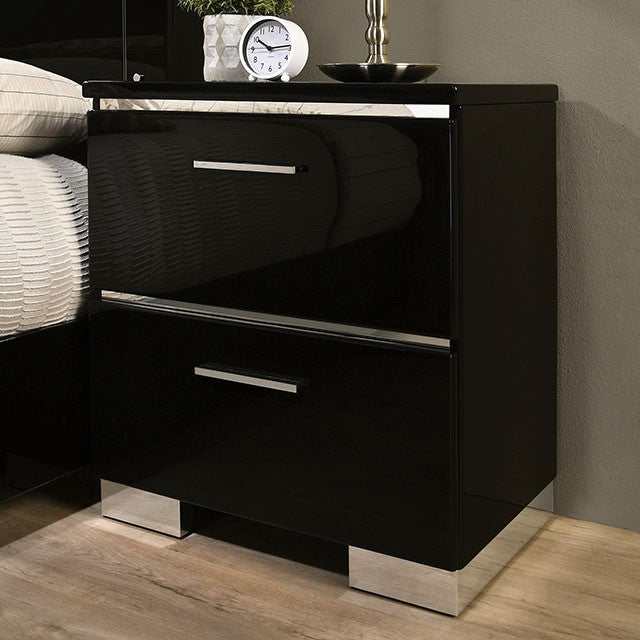 Carlie Black/Chrome Eastern King Bed