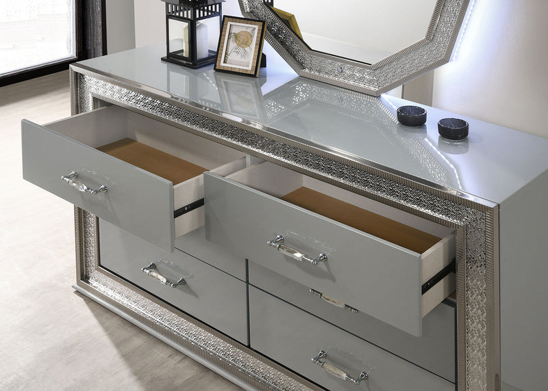 Cassiopeia Metallic Gray Queen 5 Piece Bedroom Set w/Chest