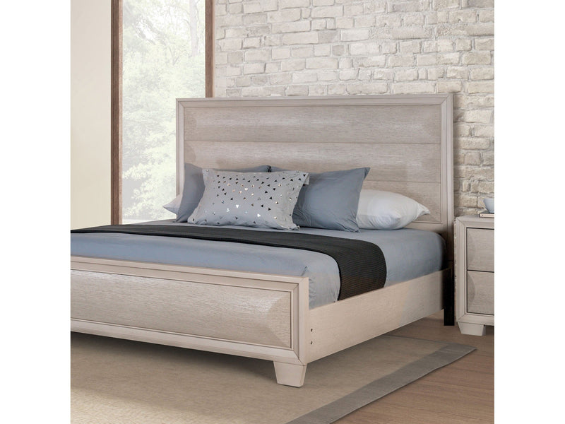 Chemnitz White Eastern King Bed