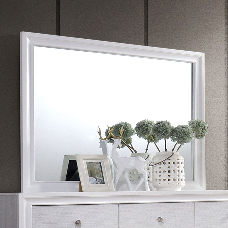 Chrissy White 4 Pc. Queen Bedroom Set