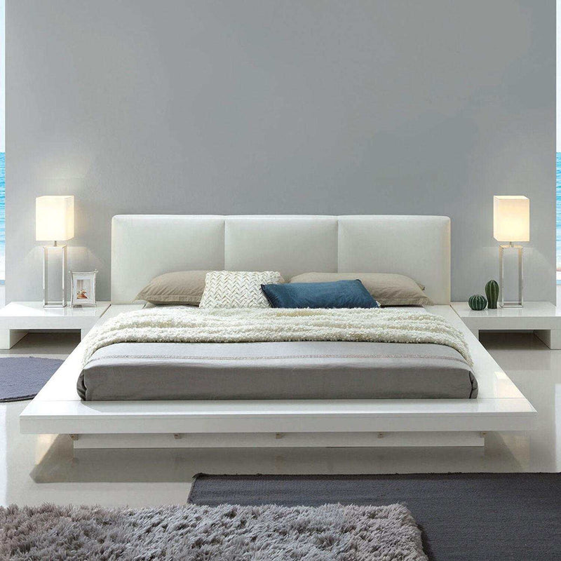 Christie White High Gloss Lacquer Queen Bedroom Set / 4pc