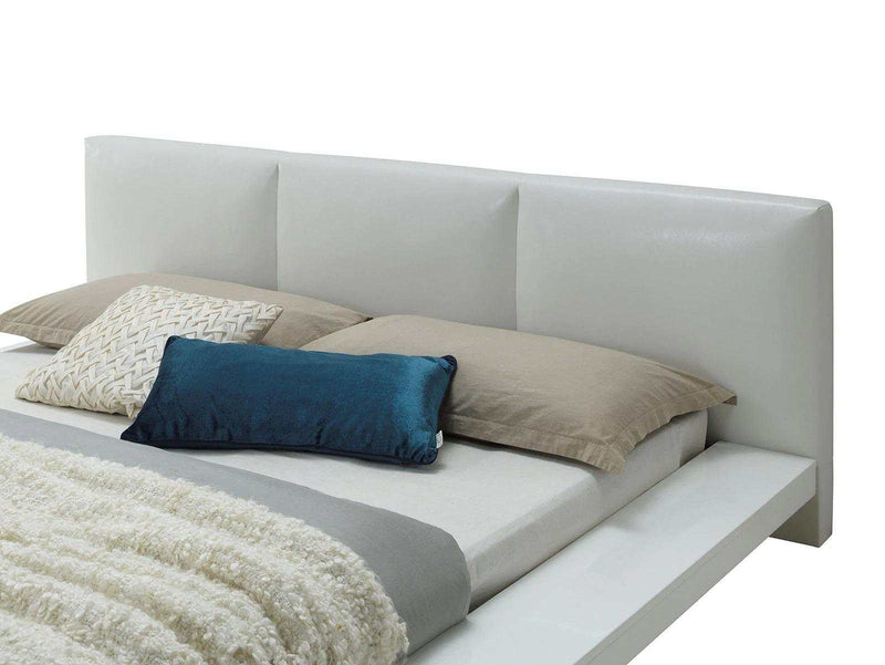 Christie White High Gloss Lacquer Queen Bedroom Set / 4pc