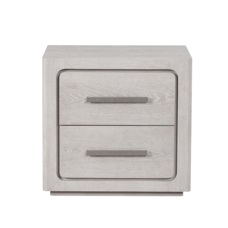 Crowthorne White Oak Queen 4 Piece Bedroom Set