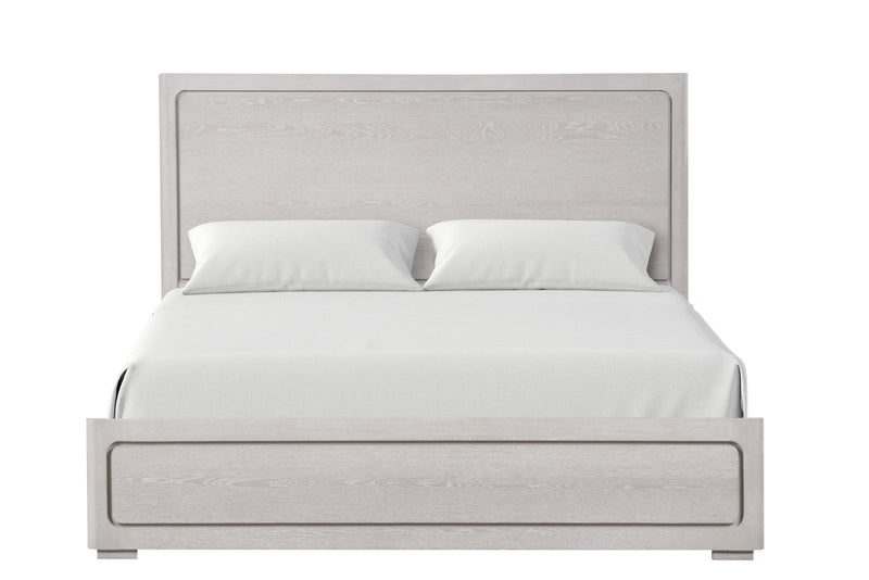 Crowthorne White Oak Queen 4 Piece Bedroom Set