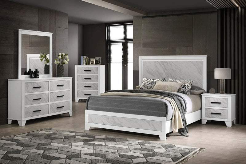 Darlene White E.King Bed