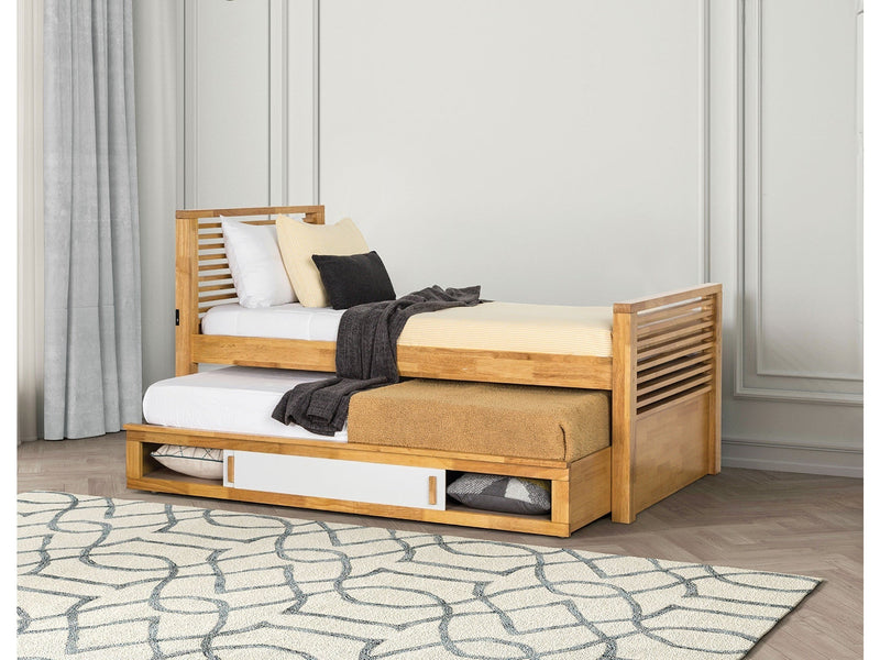 Dayville Light Oak Bed