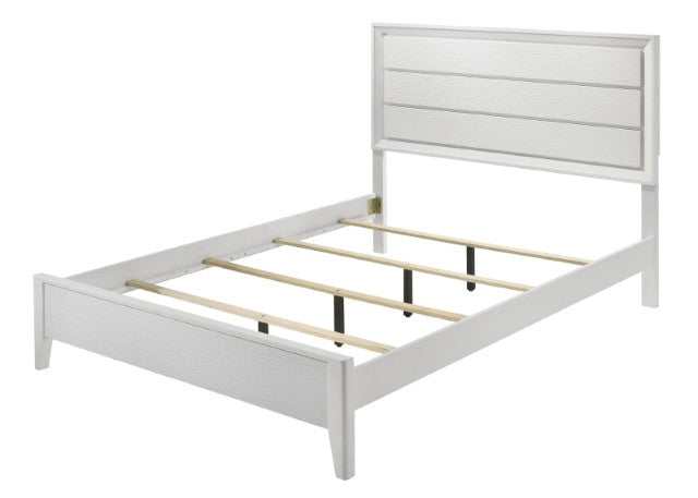 Dortmund White Eastern King Bed