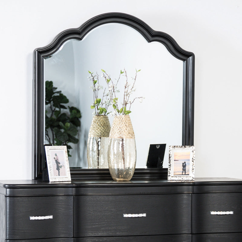 Eleanora Black Queen 5 Piece Bedroom Set w/2 Nightstands
