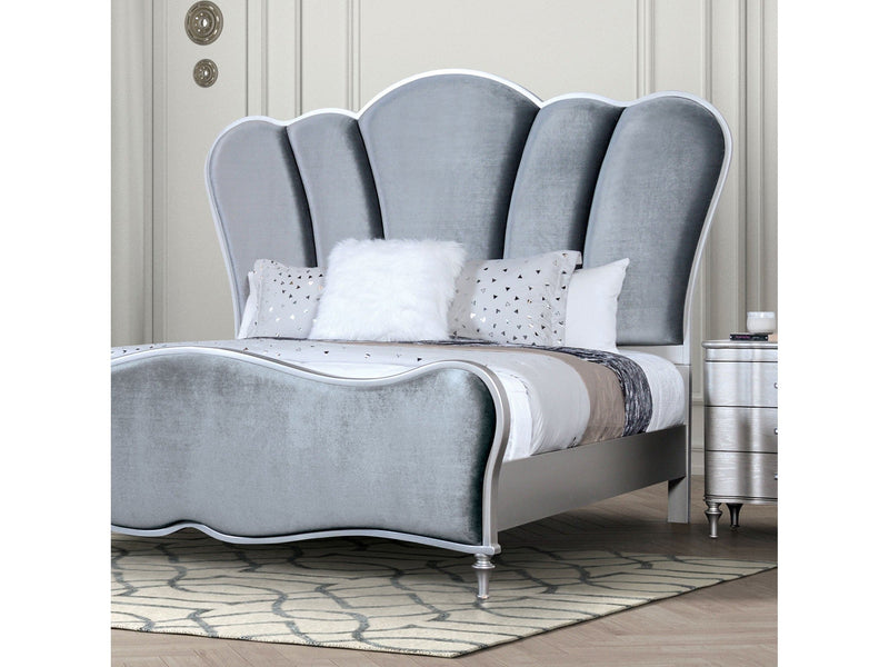 Eleanora Silver Eastern King Bed