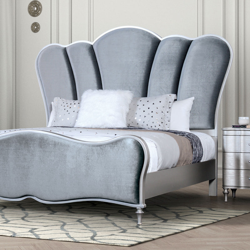 Eleanora Silver Queen 5 Piece Bedroom Set w/2 Nightstands