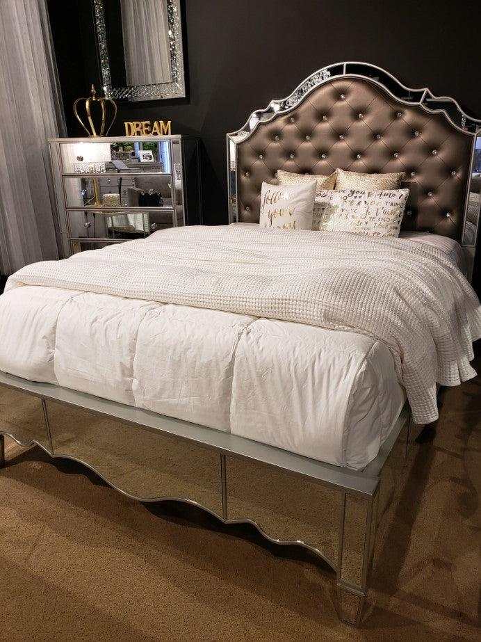 Eliora Silver & Mirrored Queen Bed
