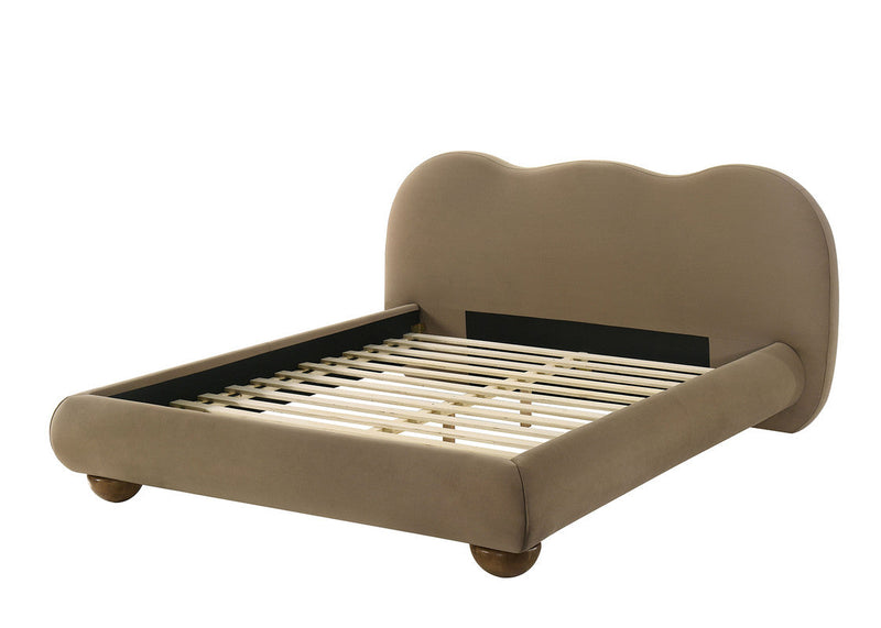 Finamore Brown Queen Bed