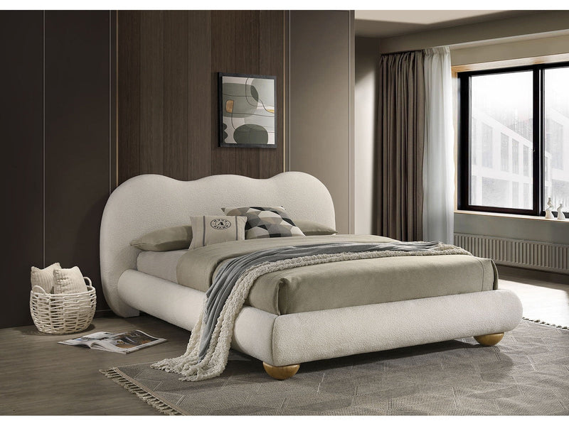 Finamore White/Natural Oak E.King Bed