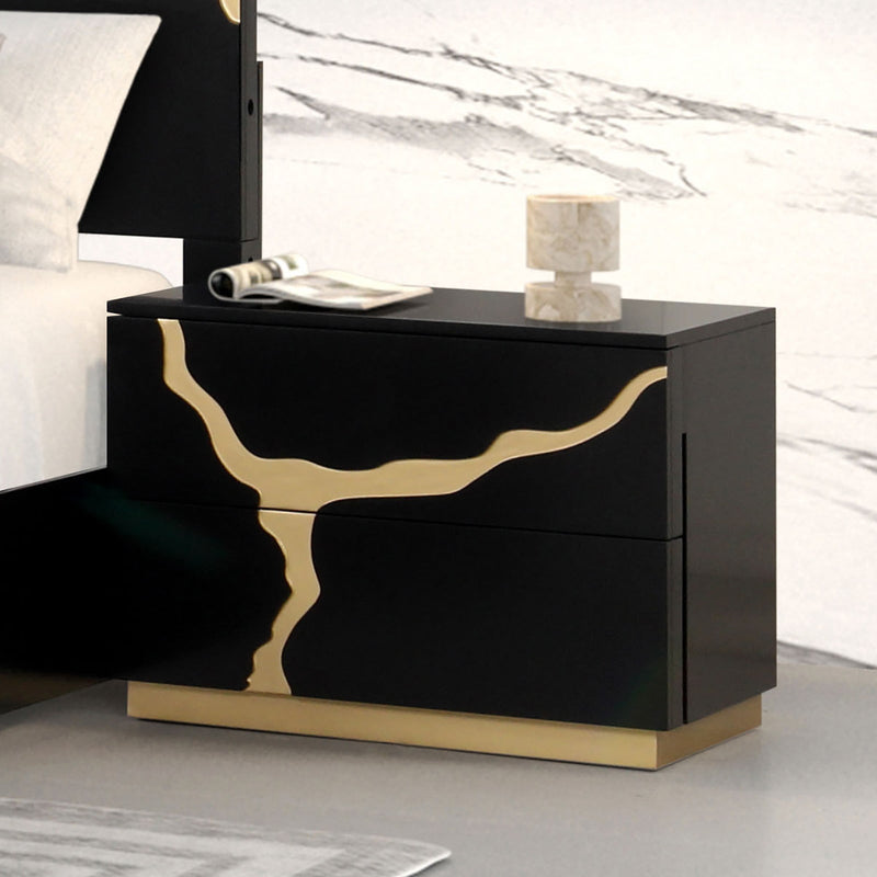 Goldsberg Black/Gold Queen 5 Piece Bedroom Set w/2 Nightstands