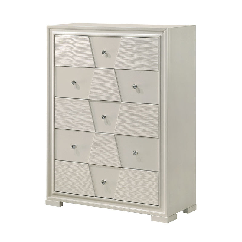 Holsted White 5 Pc. Queen Bedroom Set w/ 2NS