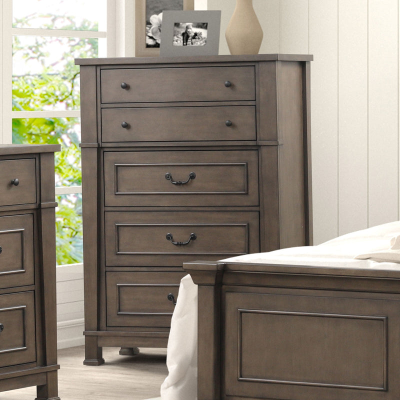 Huddersfield Dark Brown Queen 5 Piece Bedroom Set w/Chest