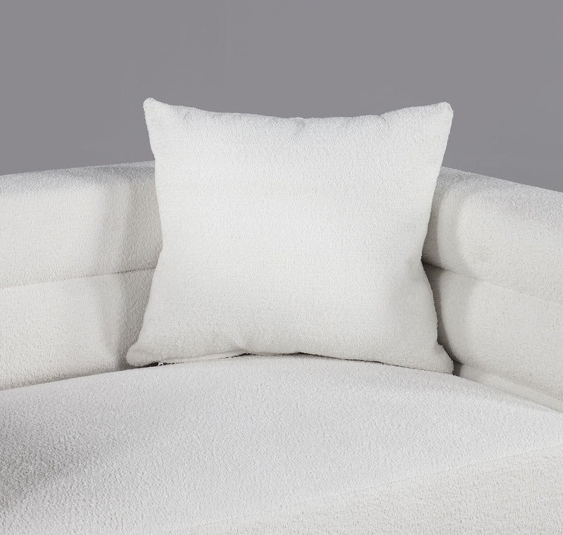 Landovery White/Gold Loveseat
