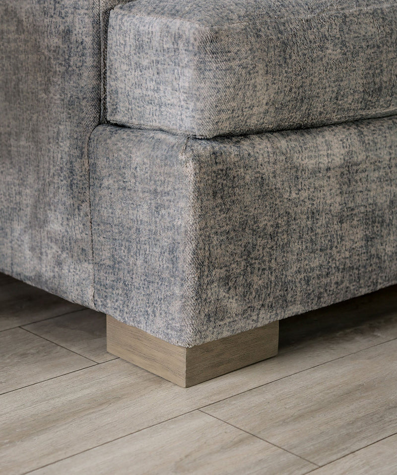 Leytonstone Gray Loveseat