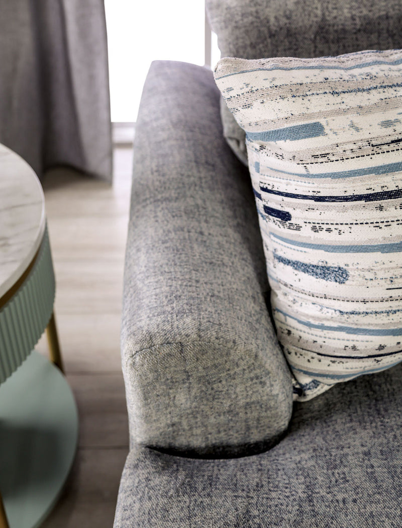 Leytonstone Gray Loveseat