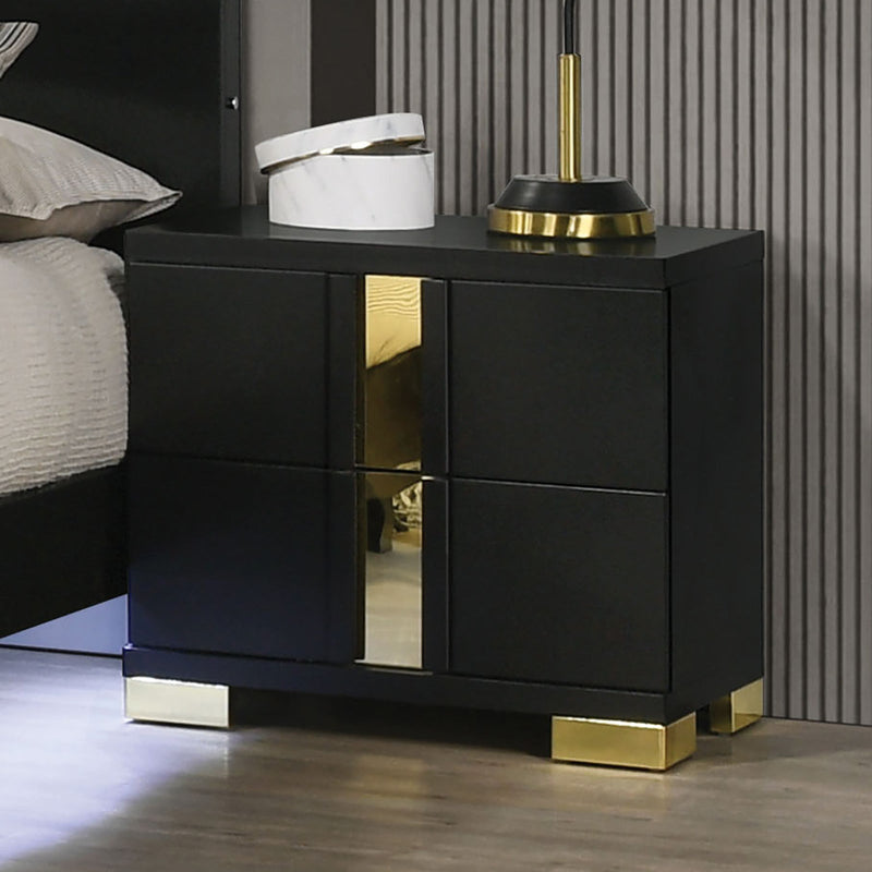 Lillestrom Black/Gold Queen 5 Piece Bedroom Set w/Chest