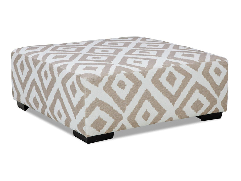 Loughlin Light Brown/Ivory Ottoman