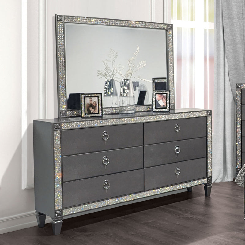 Lyanne Gray Queen 4 Piece Bedroom Set