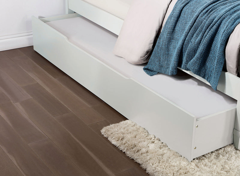 Lycorida White Twin Bed
