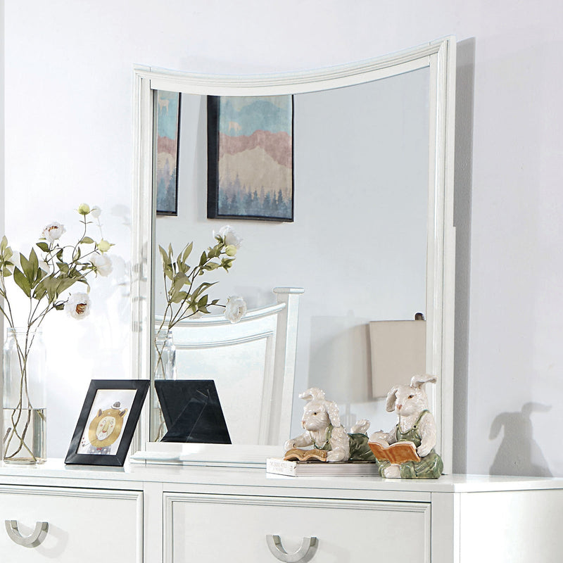 Lycoris White Twin 4 Piece Bedroom Set