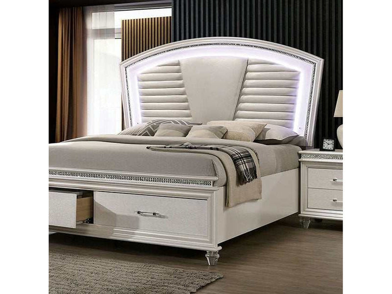 Maddie Pearl White/White Eastern King Bed