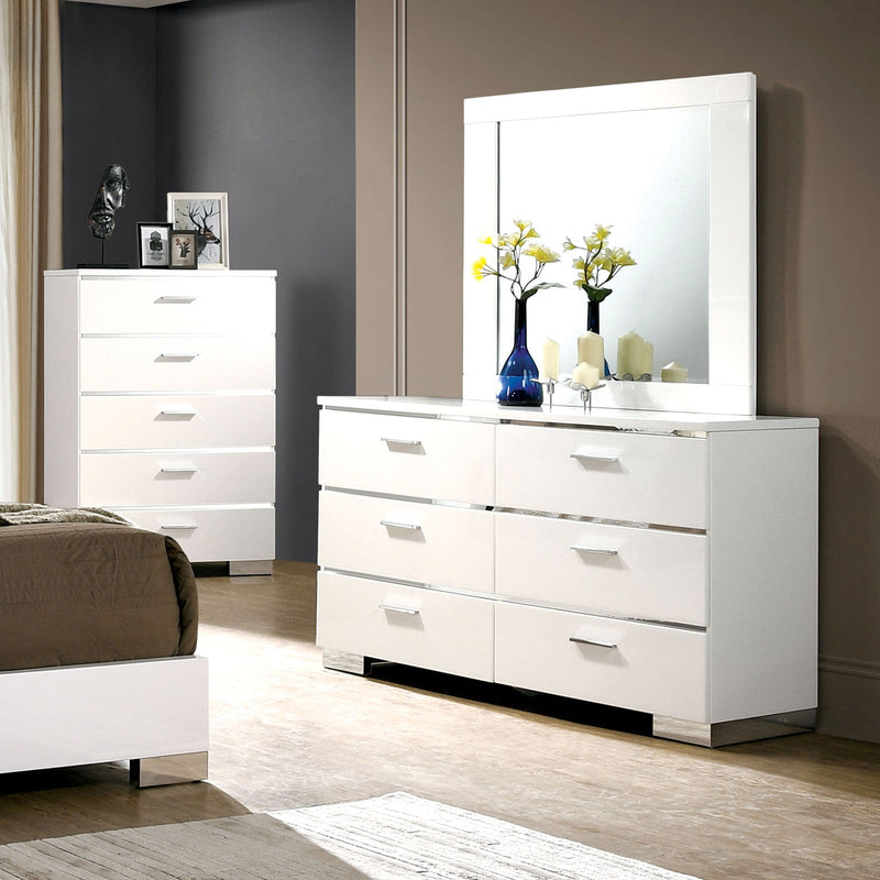 Malte White/Chrome 4 Pc. Queen Bedroom Set