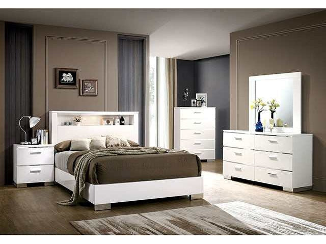 Malte White Queen Bed