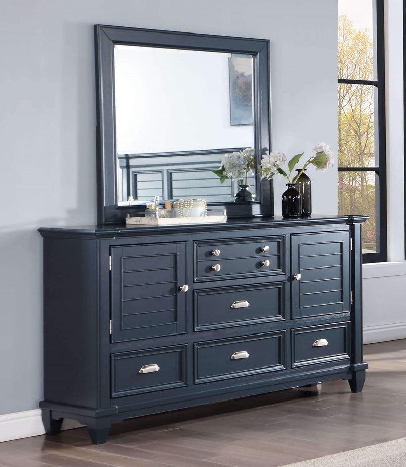 Manzanillo Slate Blue 5 Pc. Queen Bedroom Set w/ 2NS