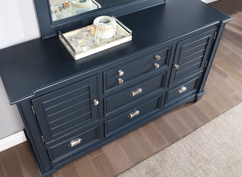 Manzanillo Slate Blue 5 Pc. Queen Bedroom Set w/ Chest