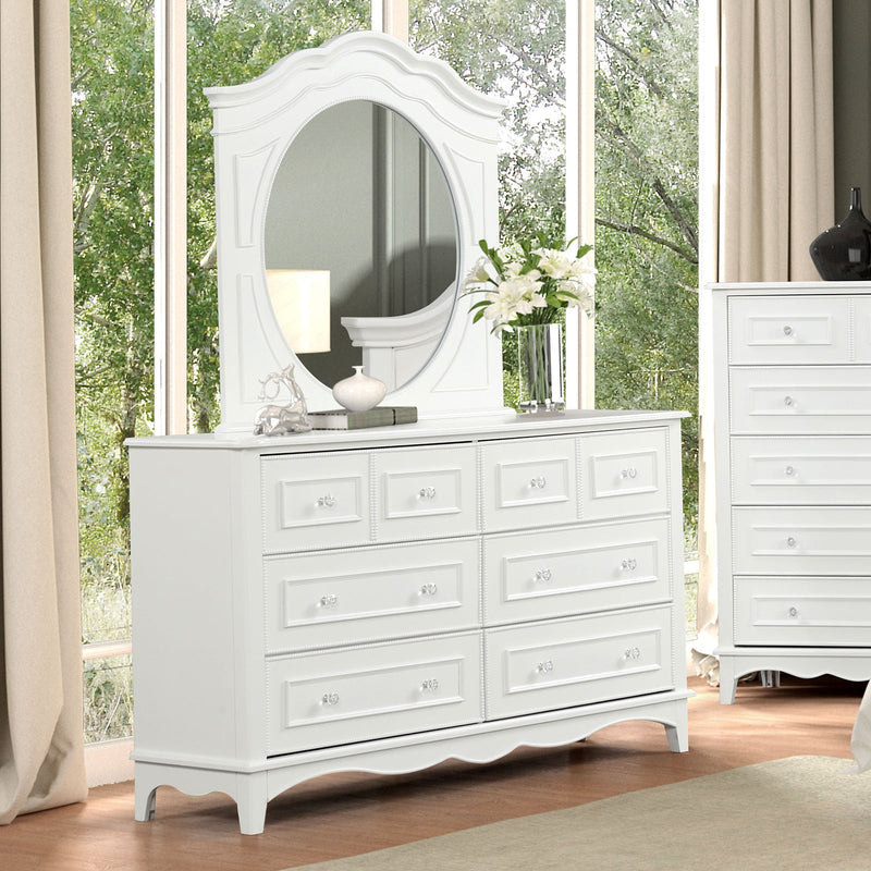 Naucalpan White Queen 5 Piece Bedroom Set w/2 Nightstands