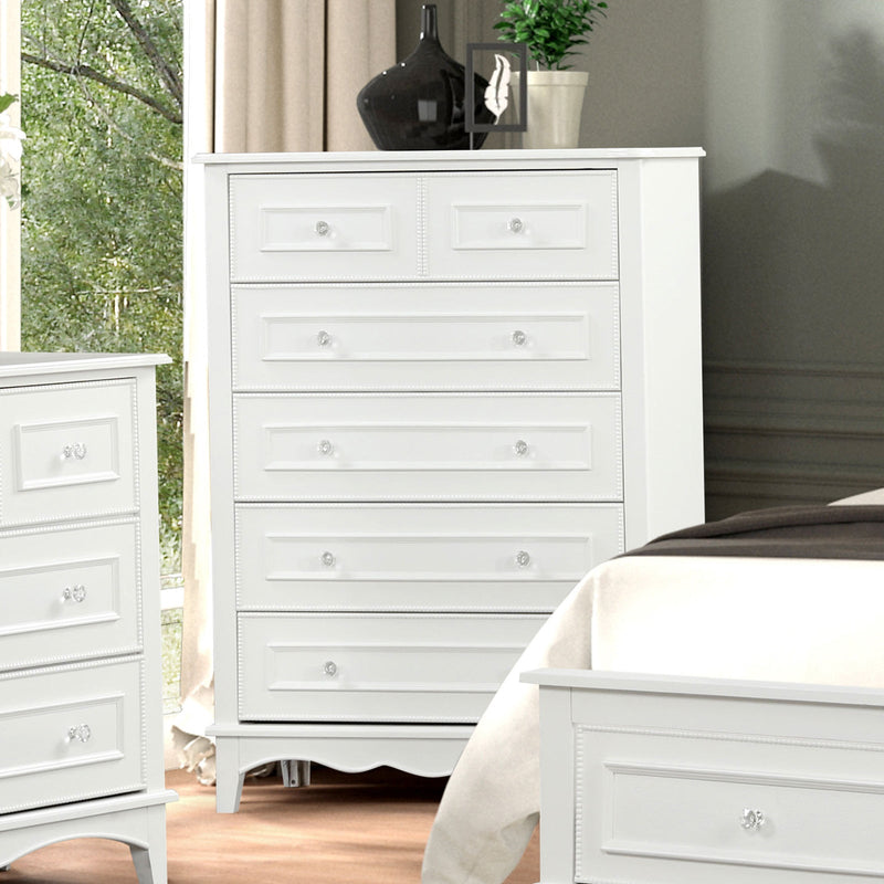 Naucalpan White Queen 5 Piece Bedroom Set w/Chest
