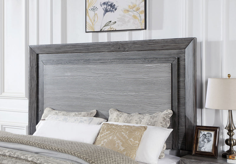 Raiden Gray 5 Pc. Queen Bedroom Set w/ Chest