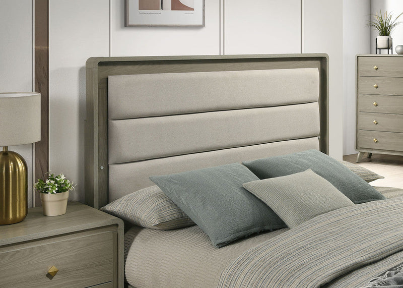 Rainier Gray E.King Bed