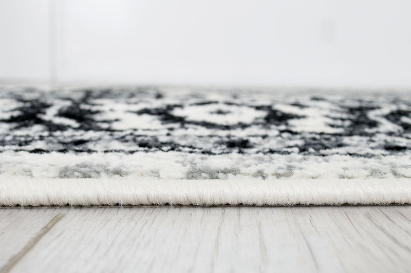 Serang Gray/Black 5' X 7' Area Rug