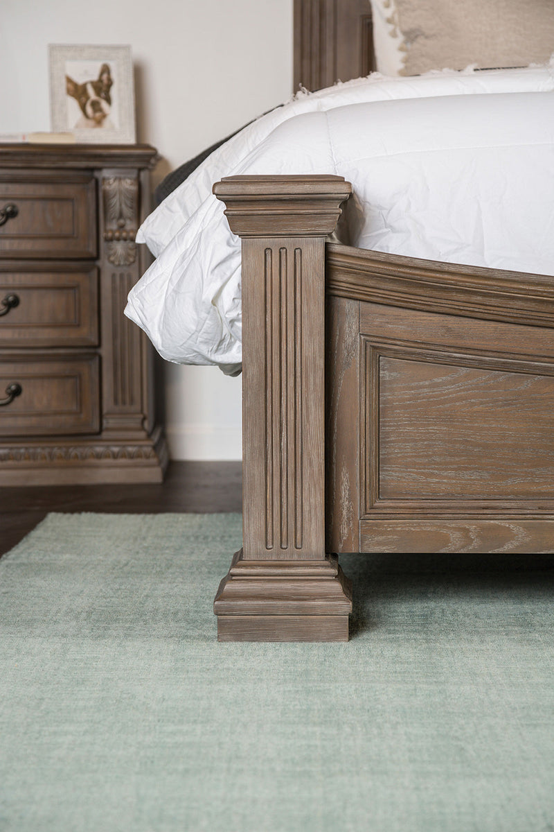 Sevenoaks Weathered Oak E.King Bed